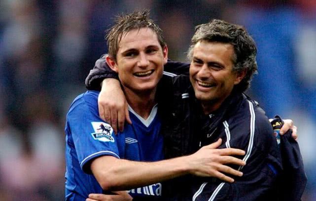 起了足球界 起了足球界