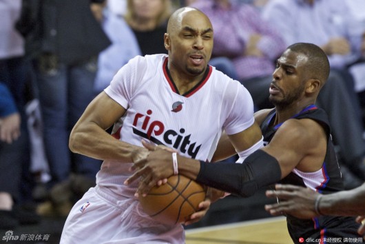 员在其中的 员在其中的