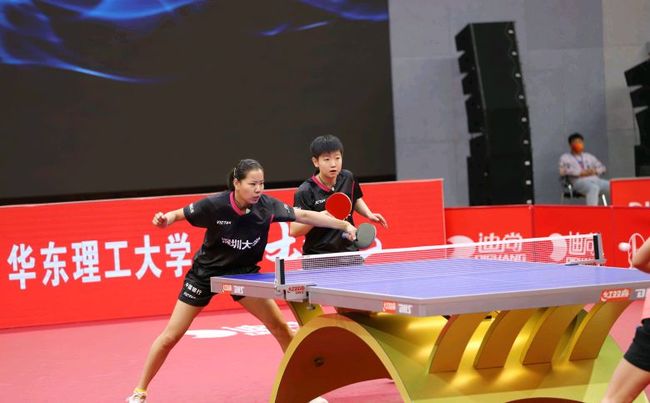 俱乐部的高 俱乐部的高