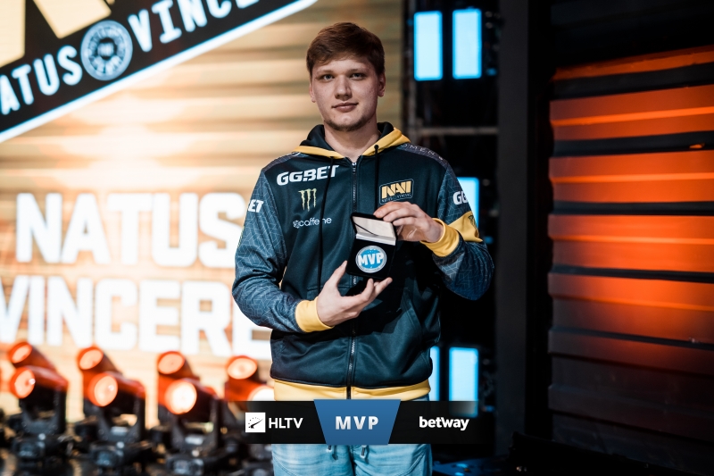 并示范如何 并示范如何